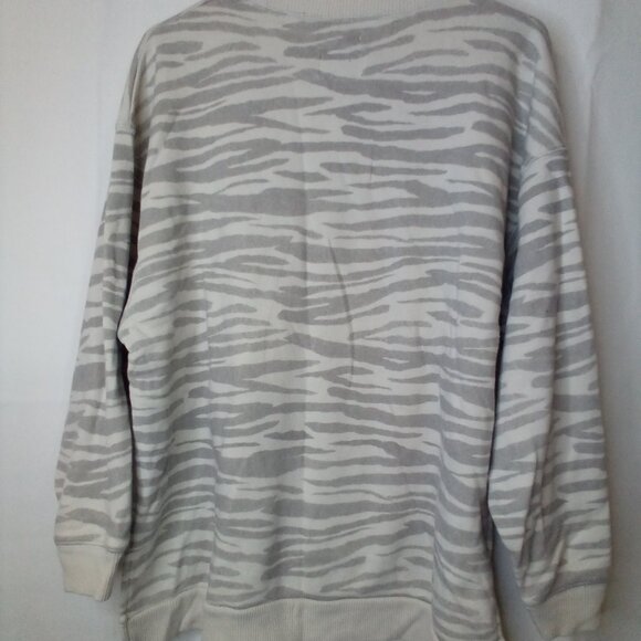 American Eagle Sweatshirt Women XS Jegging Fit Oversized Zebra Stripe Gray White - Picture 11 of 13
